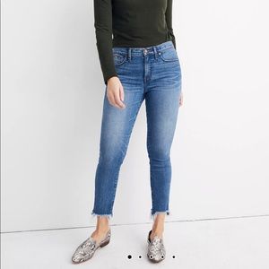 Madewell 9" High-Rise Skinny Crop.